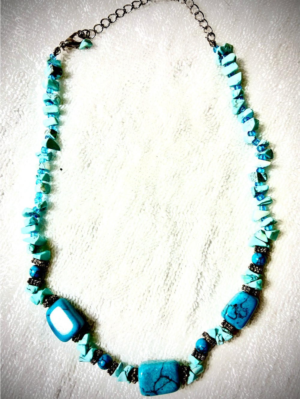 Faux Turquoise Chip Statement Necklace